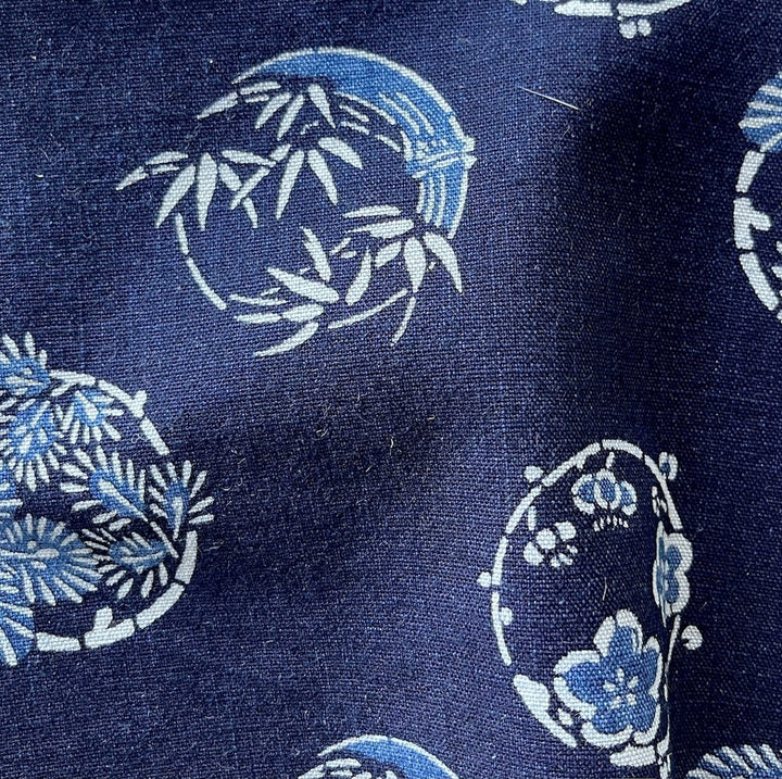 Yukiwa Snowflake Traditional Tsutsugaki Indigo Cotton (Made in Japan)