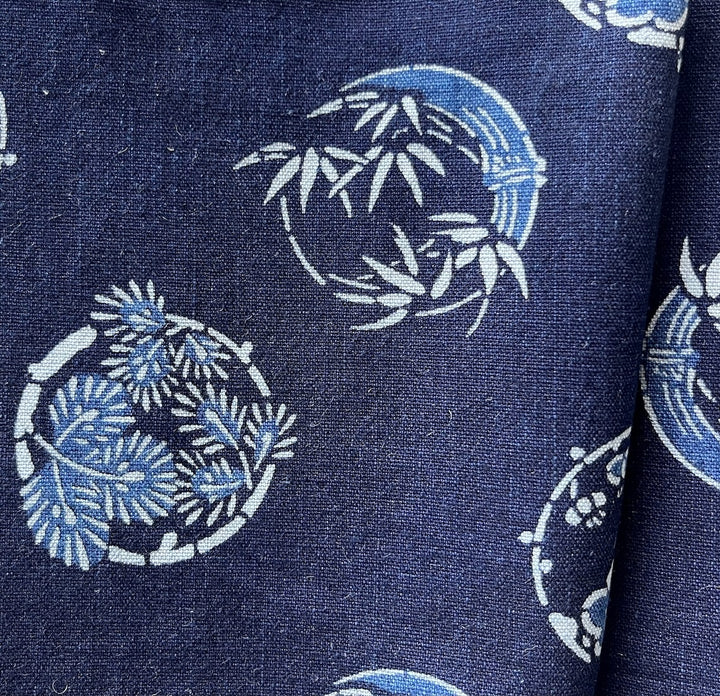 Yukiwa Snowflake Traditional Tsutsugaki Indigo Cotton (Made in Japan)