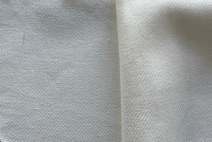 Mid-Weight Alabaster Chiffon Linen Twill (Made in Poland)