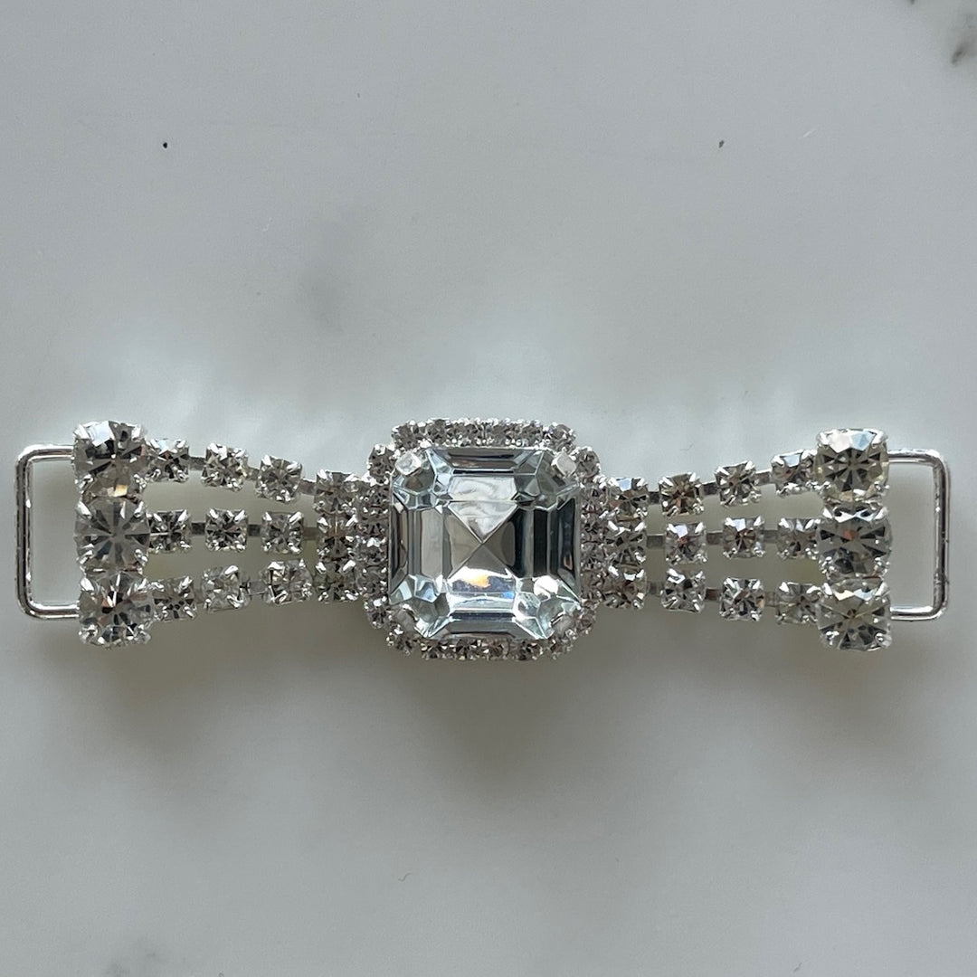3 1/4" Clear Rhinestone & Silver Fan-Shaped Metal Buckle