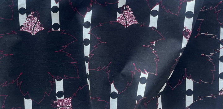 Grape Leaves & Dots Stretch Cotton Lawn (Made in Italy)