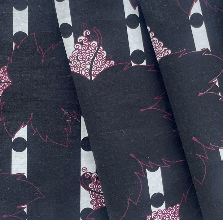 Grape Leaves & Dots Stretch Cotton Lawn (Made in Italy)