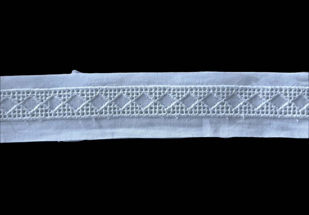 1/2" Trellis White Cotton Eyelet Trim (Made in Switzerland)