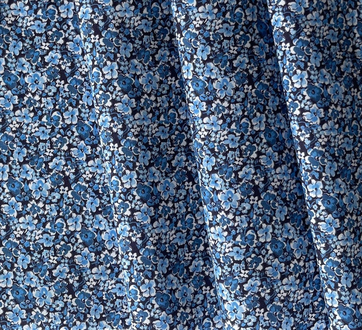 Sky Blue Forget-Me-Nots Cotton Lawn (Made in Italy)