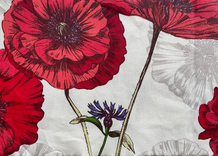 Mammouth Crimson Poppies White Laminated Cotton (Made in France)