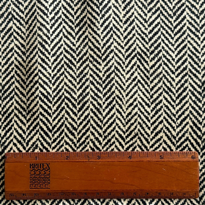 Glamorous Trompe-l'œil Herringbone Silk Satin Charmeuse (Made in Italy)