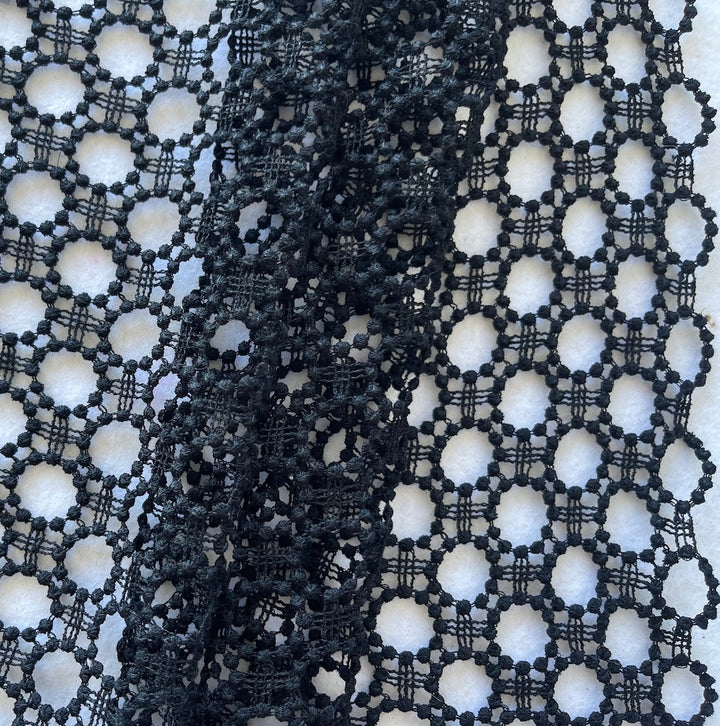 Ricamificio Paolo Onyx Sophisticated Circles Open-Work Guipure Cotton Lace Fabric (Made in Italy)
