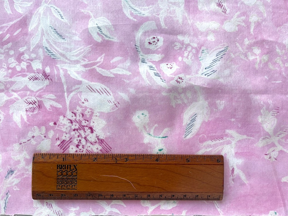 Ethereal Floating Blooms Palest Lilac Cotton Lawn (Made in Japan)