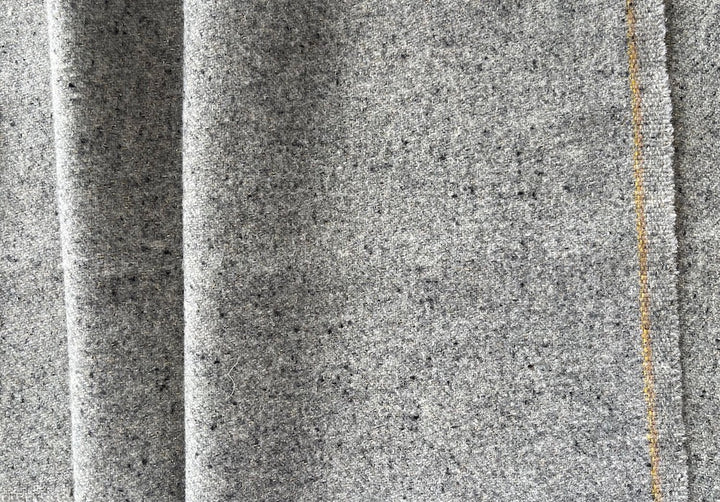 Silvery Moonlit Dove Wool Blend Tweed (Made in Italy)