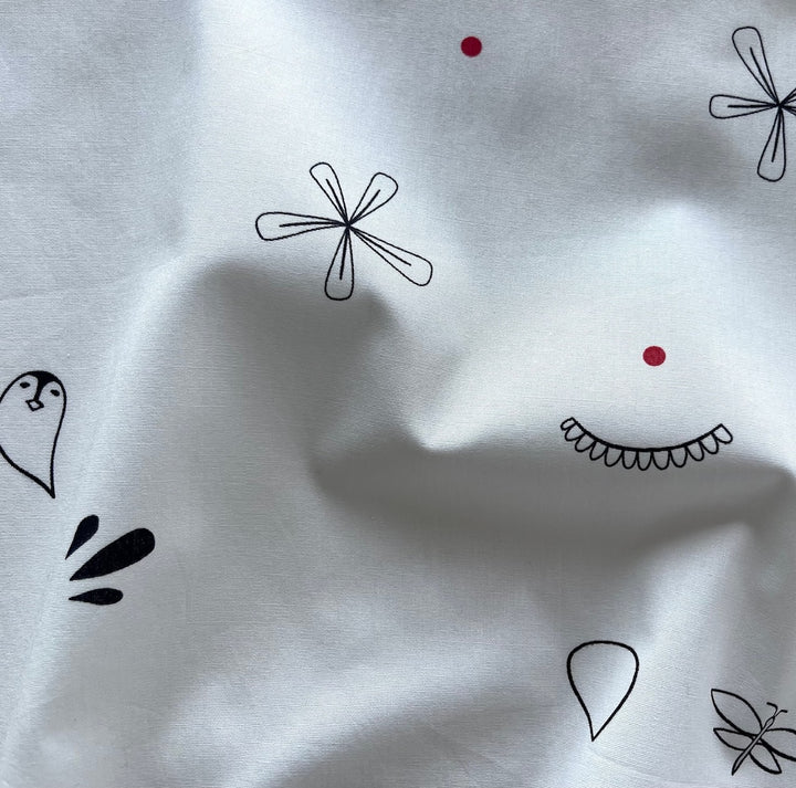 Random Treasures White Cotton Lawn (Made in Italy)