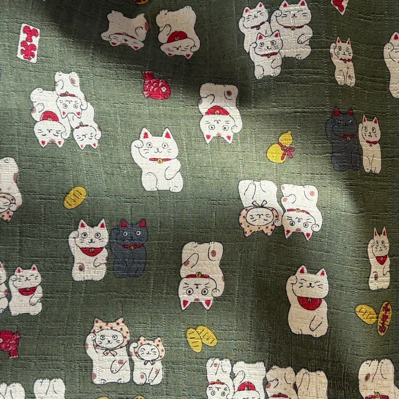 Maneki Neko Olive Green Cotton Dobby (Made in Japan) – Britex Fabrics