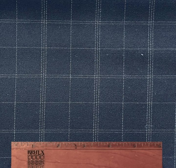 Elegant Black & White Mock Windowpane Wool Plaid (Made in Italy)