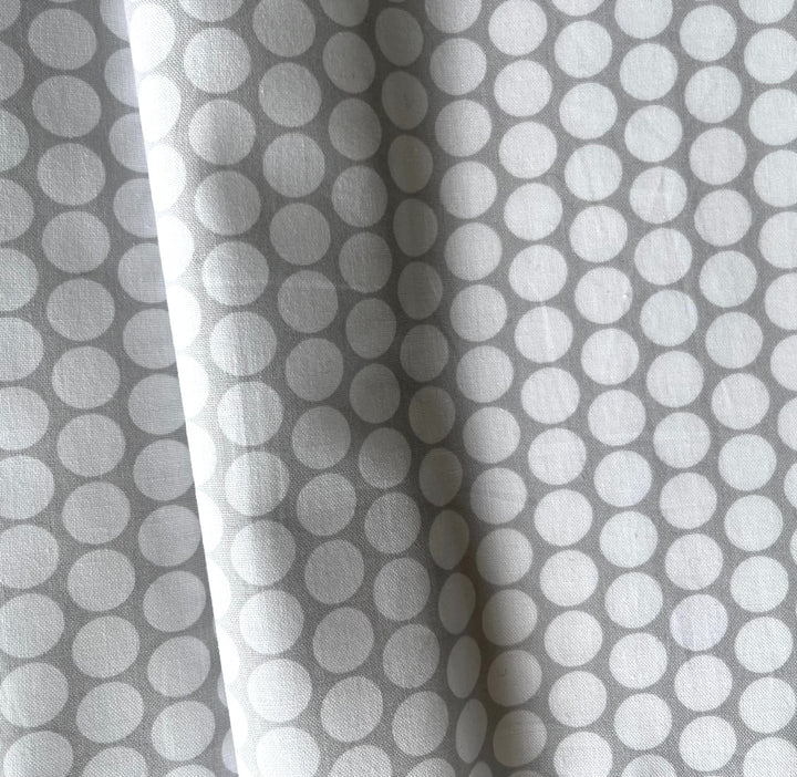 Smooth White Dots on Dove Grey Cotton Poplin (Made in Italy)