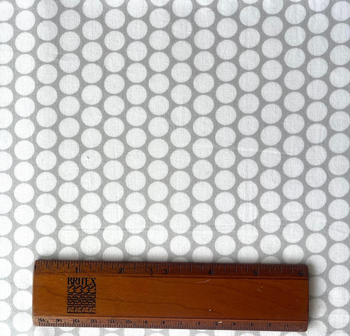 Smooth White Dots on Dove Grey Cotton Poplin (Made in Italy)