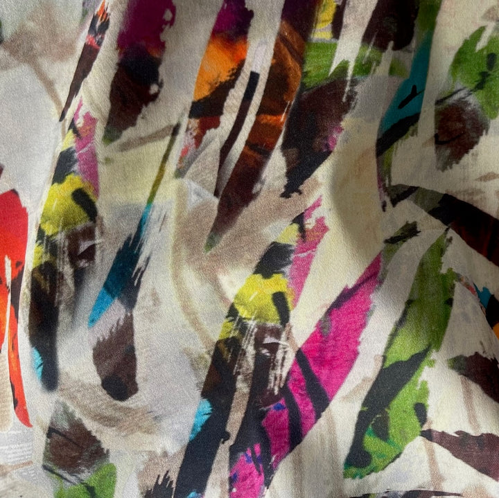 Mid-Weight Shadowed Floating Feathers Stretch Cotton (Made in Italy)