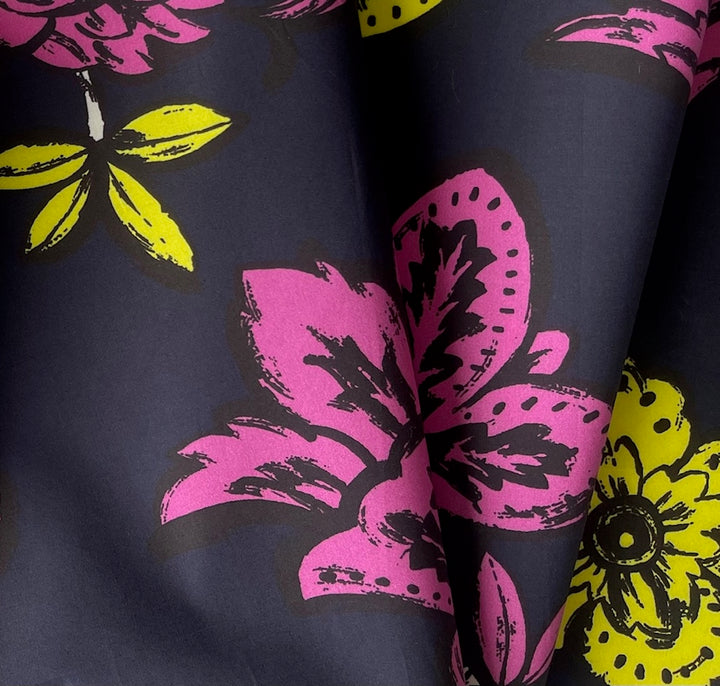 Large-Scale Flowering Artichokes on India Ink Navy Cotton Poplin (Made in Italy)