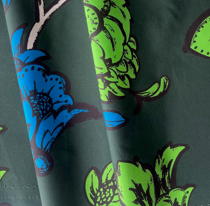 Large-Scale Flowering Artichokes on Hunter Green Cotton Poplin (Made in Italy)