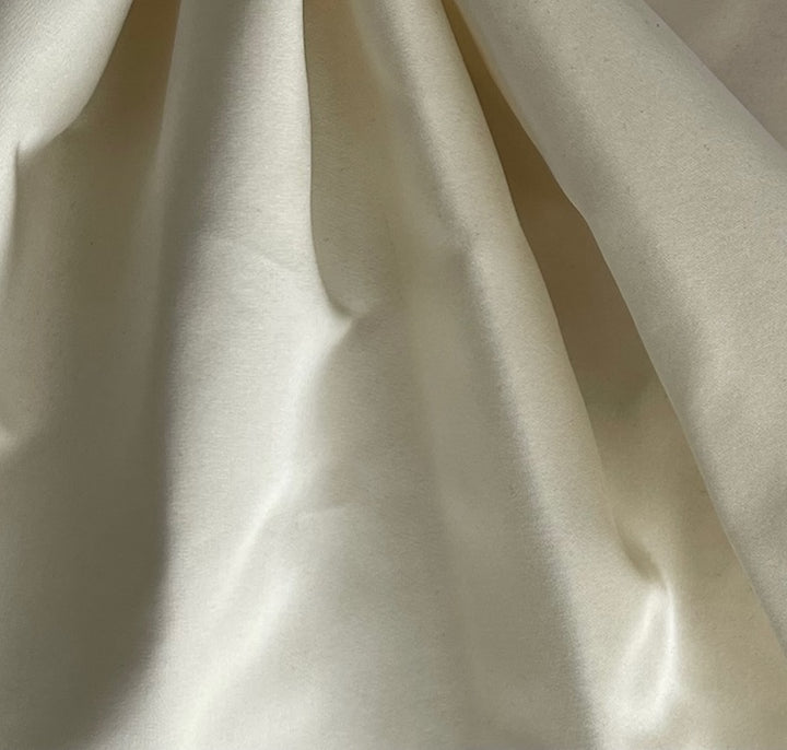 Lustrous Ivory Creme Délustered Silk Blend Duchess Satin (Made in Italy)