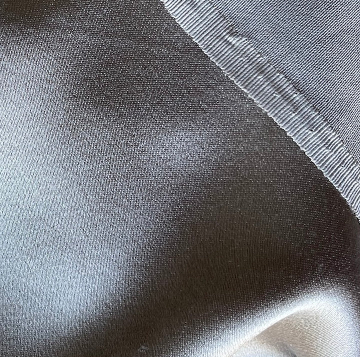 Silvery Mushroom Taupe 4-Ply 40 mm Crepe-Back Silk Satin (Made in Korea)