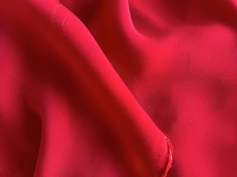 High-End Retro Lipstick Red Silk Georgette (Made in Italy)