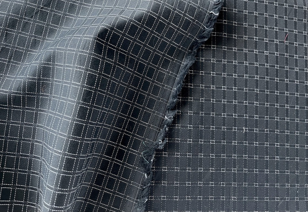 High-End Reversible Black & White Grid Cotton Twill Shirting (Made in Italy)