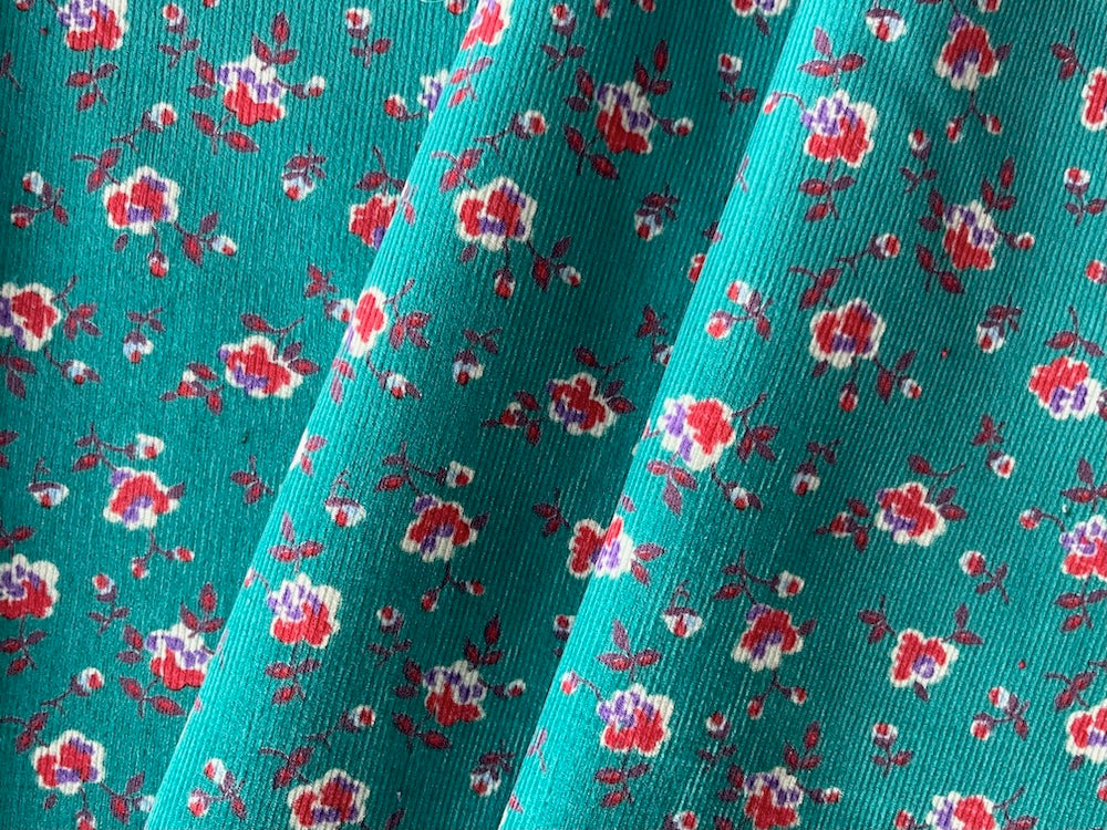 Tumbling Red Posies Turquoise Pin-Wale Cotton Corduroy (Made in Japan)