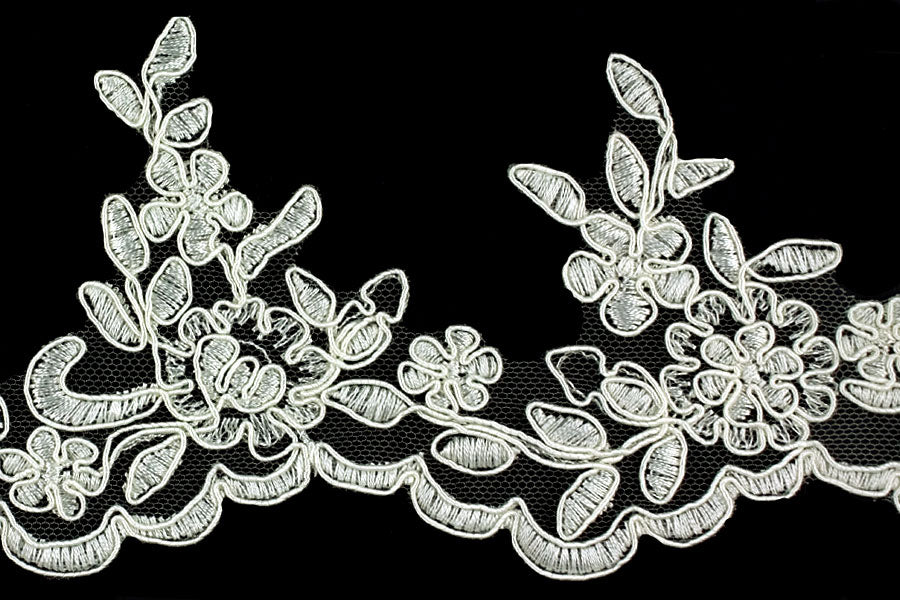 3 1/2" Ivory Alençon Edging Lace