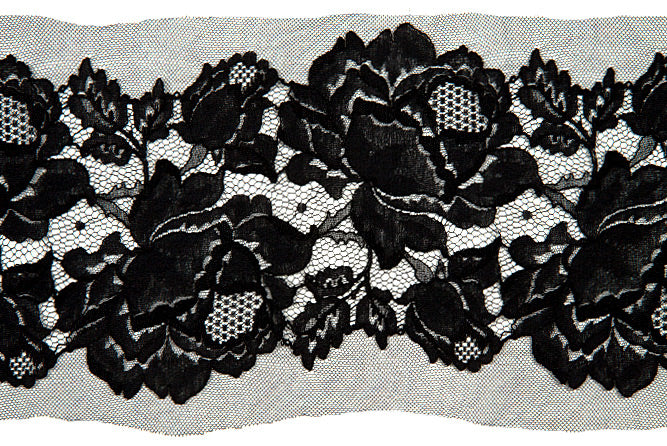 6 1/2" Floral Black Chantilly Lace (Made in France)