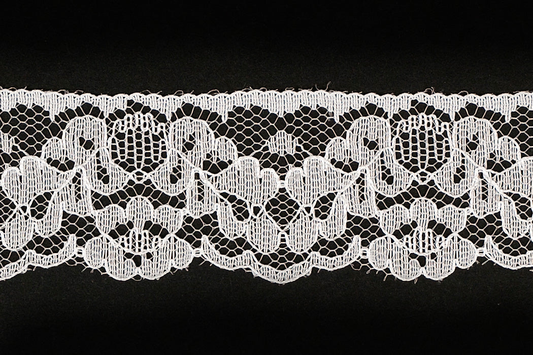 1 1/4" Off-White Raschel Lace (Made in England)