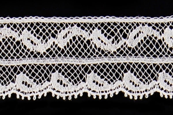 3/4" Paisley White Edging Heirloom Lace (Made in France)