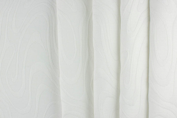 Elegant Swirling White Cotton Brocade (Made in Switzerland)