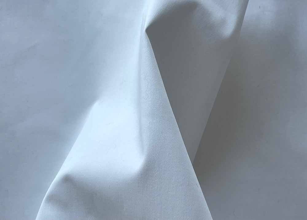 High-End Ghost White Stretch Cotton Sateen (Made in Italy)