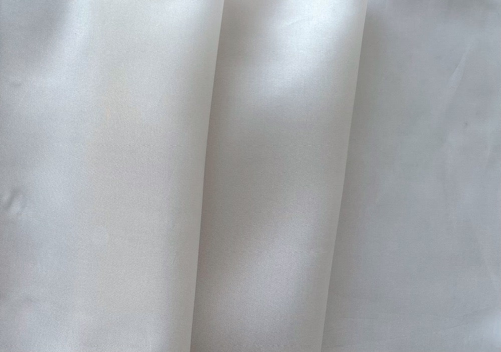 Pale Bone Rayon Bemberg Lining (Made in Italy)