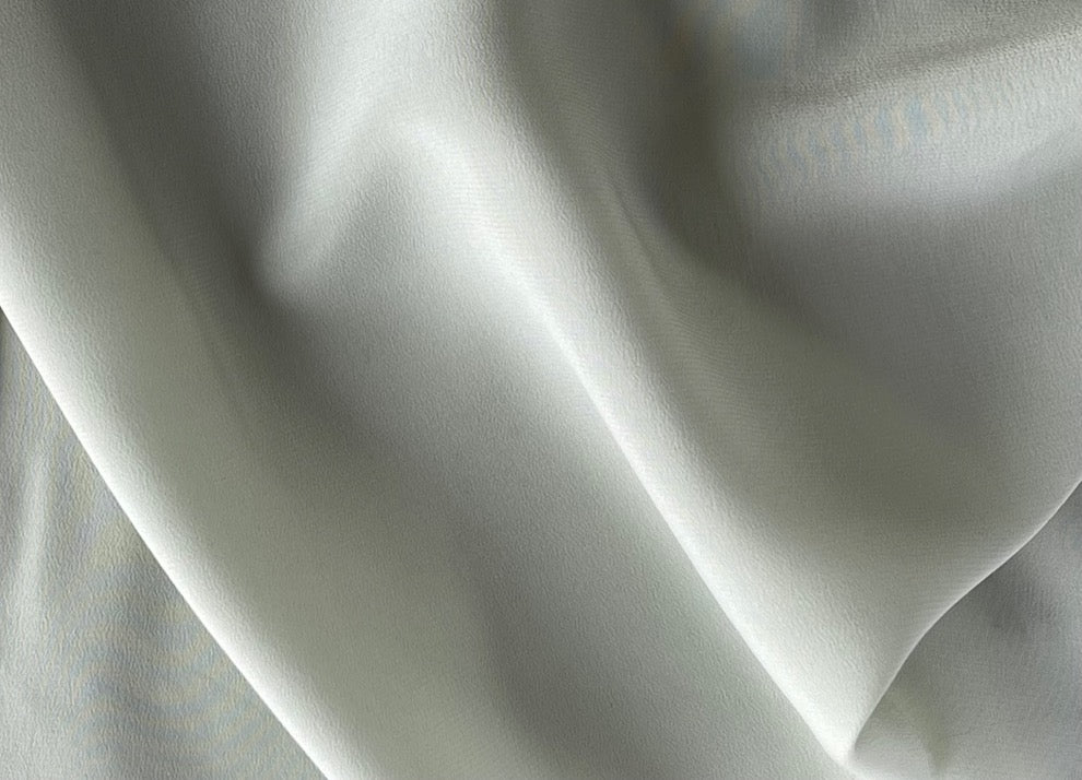 Cool Iced Wintergreen Silk Crepe de Chine (Made in Italy)