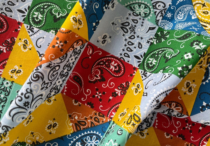 Picnic-Ready Mock Bandana Patchwork Quilting  Cotton (Made in Italy)
