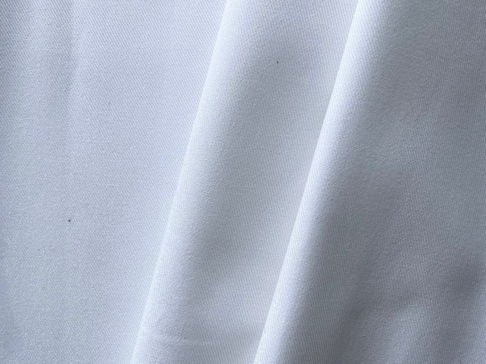 11 OZ Bright Frosted White Cotton Twill