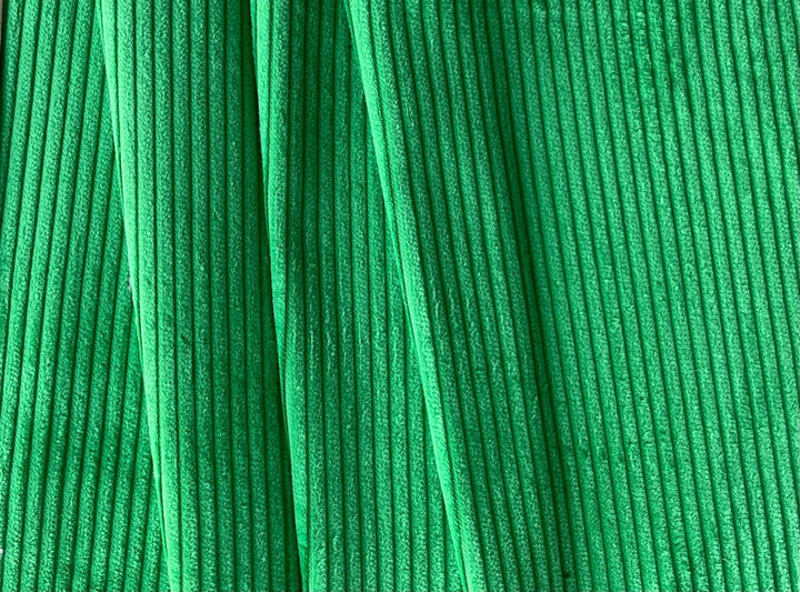 Lush Emerald Green Wide-Wale Cotton Corduroy (Made in Italy)