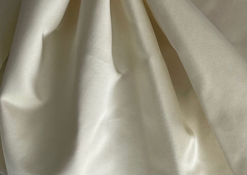Lustrous Ivory Creme Délustered Silk Blend Duchess Satin (Made in Italy)