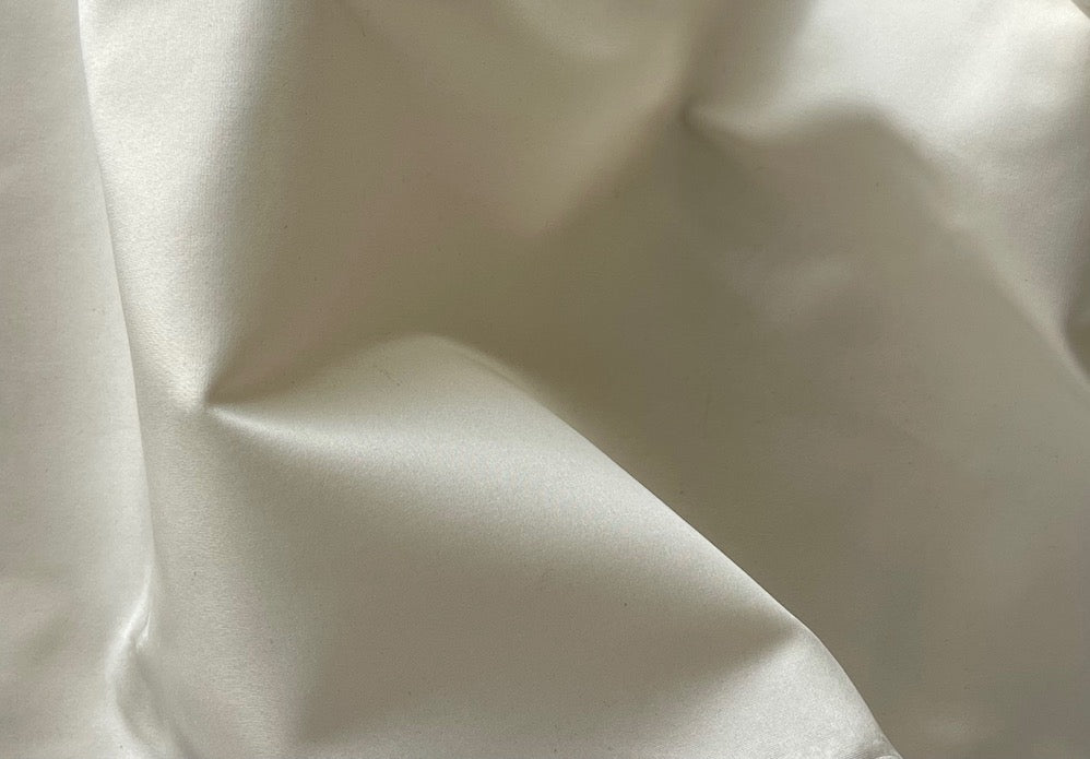 Lustrous Ivory Creme Délustered Silk Blend Duchess Satin (Made in Italy)