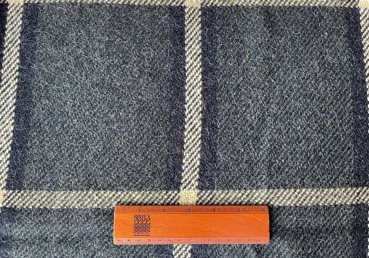 D&G Dramatic Stormy Skies Shetland Wool Plaid (Made in Italy)