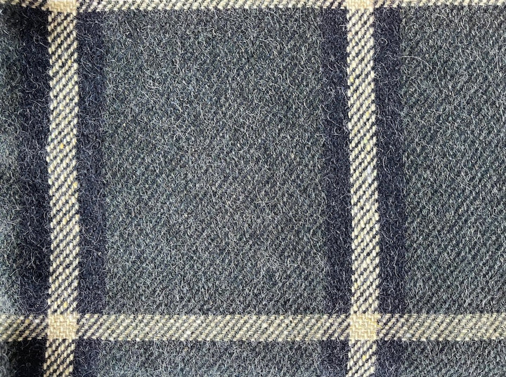 D&G Dramatic Stormy Skies Shetland Wool Plaid (Made in Italy)