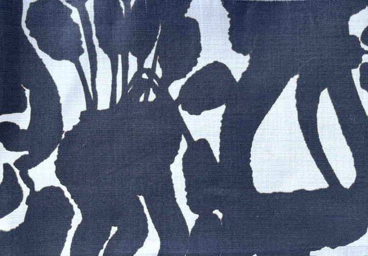 Bottom-Weight Silhouetted Black Foliage Cotton (Made in Italy)