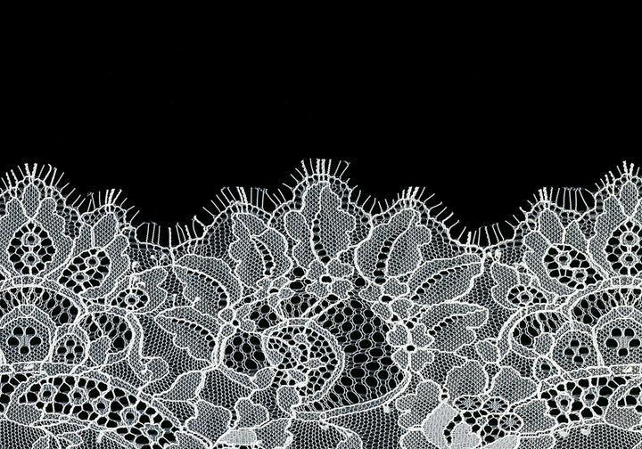 13" Ivory Delicate Floral Chantilly Lace