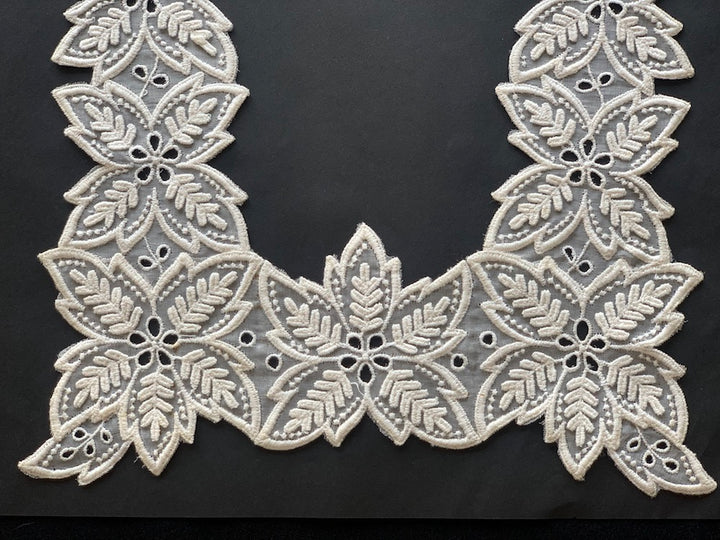 Vintage 3" Embroidered Leaves Cotton Lace Collar (Made in Switzerland)