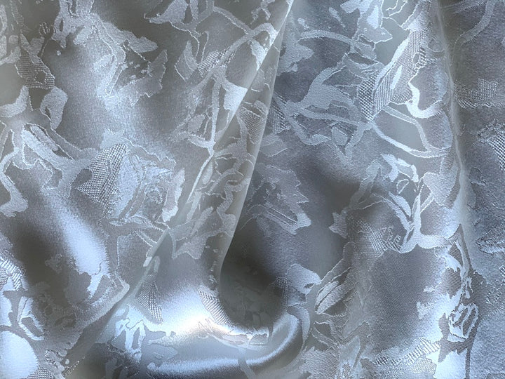 Cloud White Jacquard Viscose Crepe-Back Satin (Made in Italy)