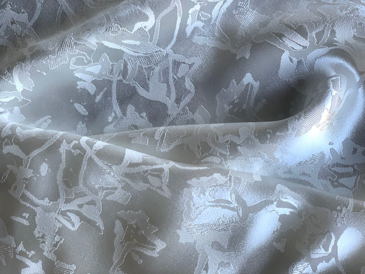 Cloud White Jacquard Viscose Crepe-Back Satin (Made in Italy)