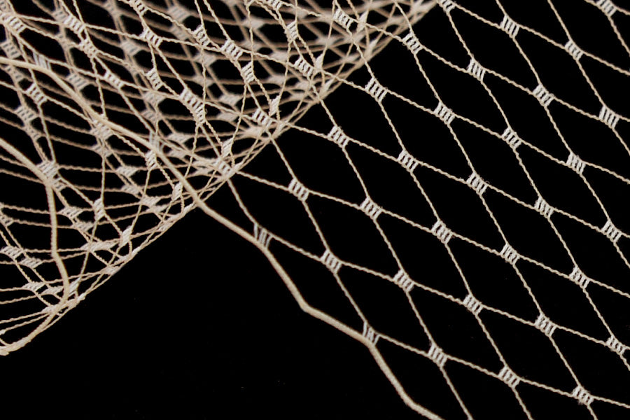 9" Peach Russian Netting