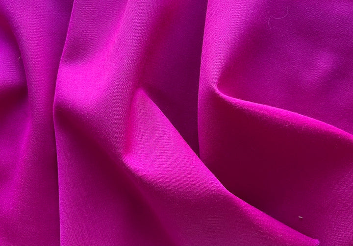 Saturated Fiery Fuchsia Selvedged Stretch Wool Twill Suiting  (Made in Italy)