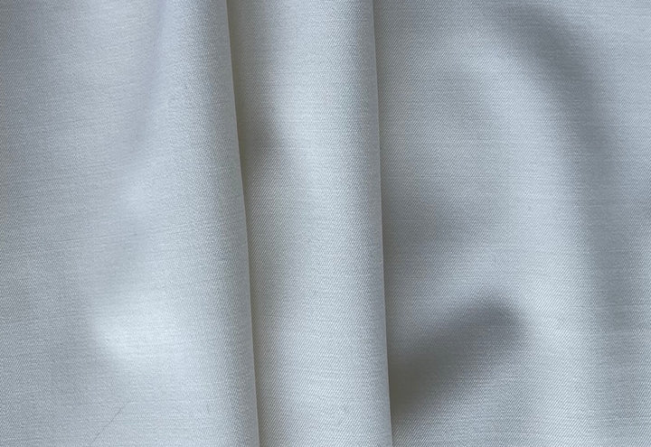 Botto Guiseppe Dyed White Stretch Wool Twill Suiting (Made in Italy)