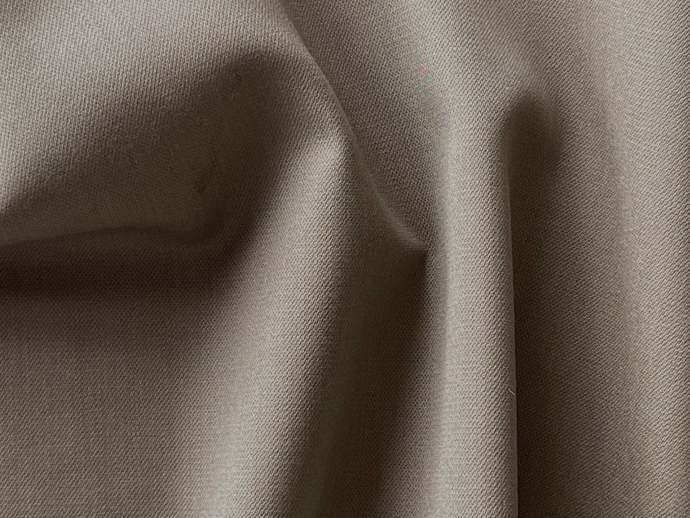Loro Piana Mottled Rhinoceros Grey Shetland Wool (Made in Italy)